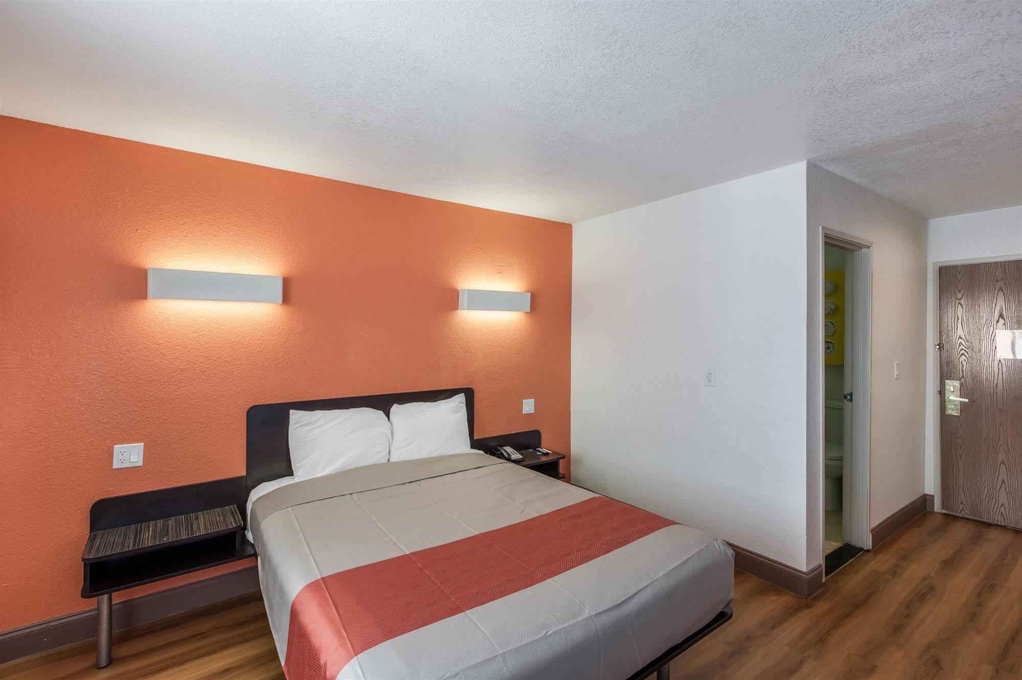 6-dallas, Tx - South 3* Dallas